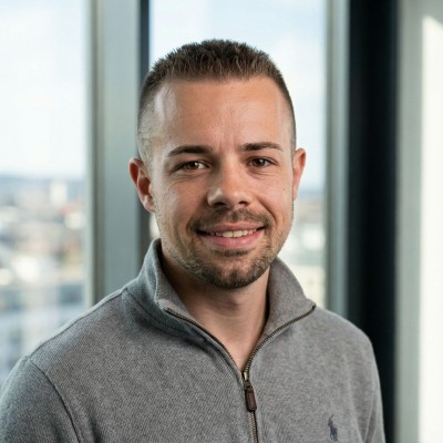 Janik Deimann, founder of Deimann Com